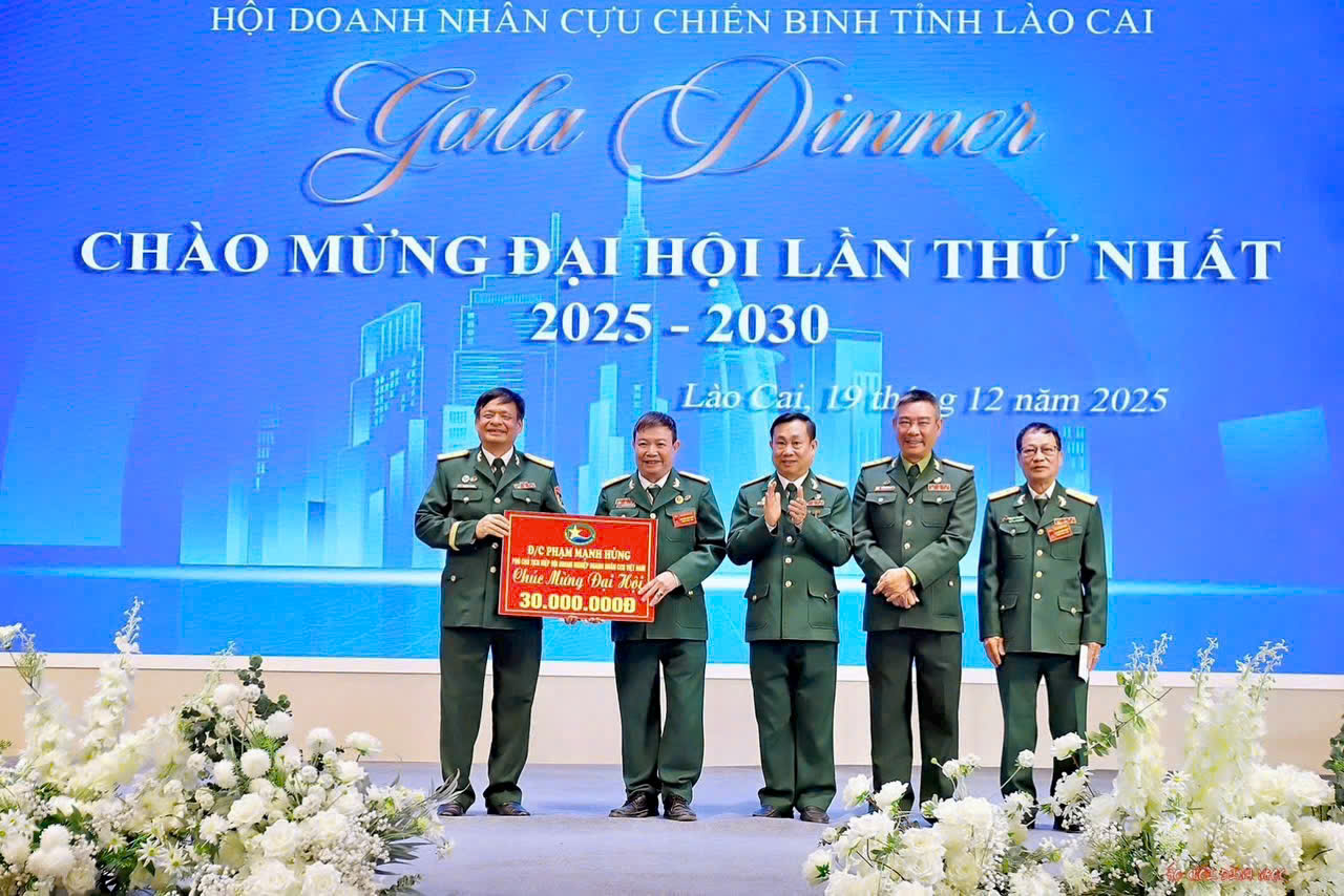 KỶ NIỆM 81 NĂM NGÀY THÀNH LẬP QUÂN ĐỘI NHÂN DÂN VIỆT NAM LAN TỎA NGHĨA TÌNH ĐỒNG ĐỘI- THẮM TÌNH HỮU NGHỊ VIỆT- LÀO