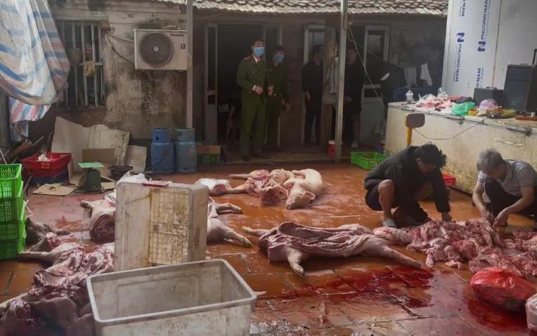 THỰC PHẨM BẨN DỒN DẬP BỊ PHÁT HIỆN: TỪ TRƯỜNG HỌC ĐẾN BẾP ĂN TẬP THỂ – LỖ HỔNG NẰM Ở ĐÂU?